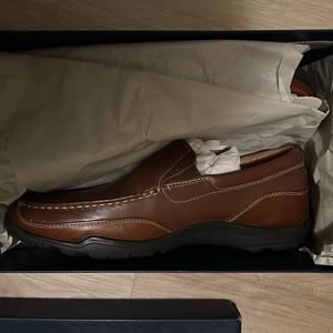 Cole haan men’s leather shoes. NWT. Size 11.